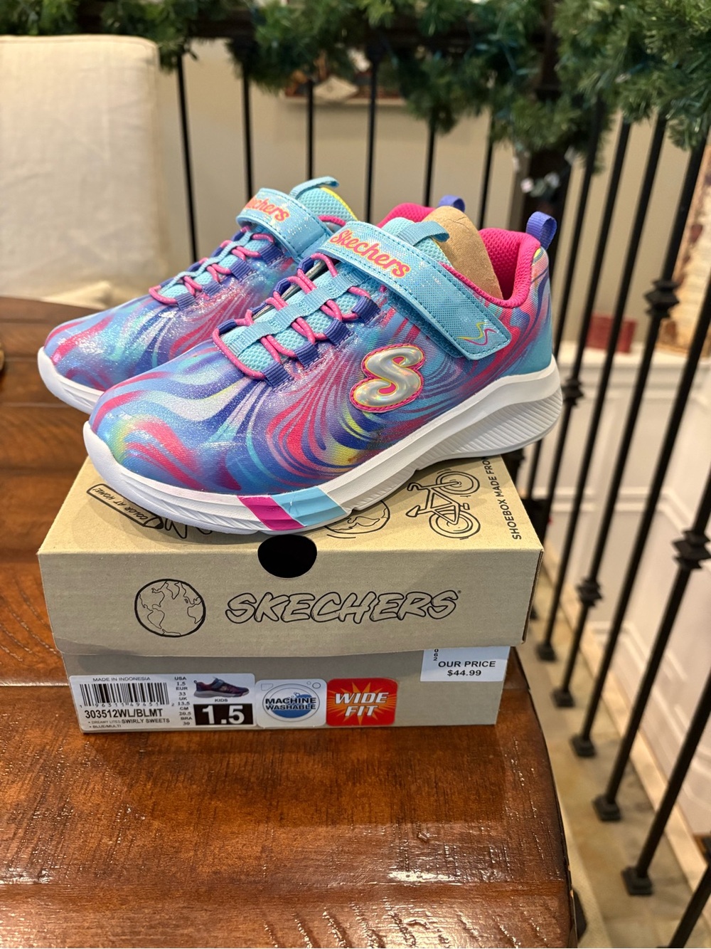 Skechers 1.5 WIDE WIDTH Dreamy Lites Sneakers